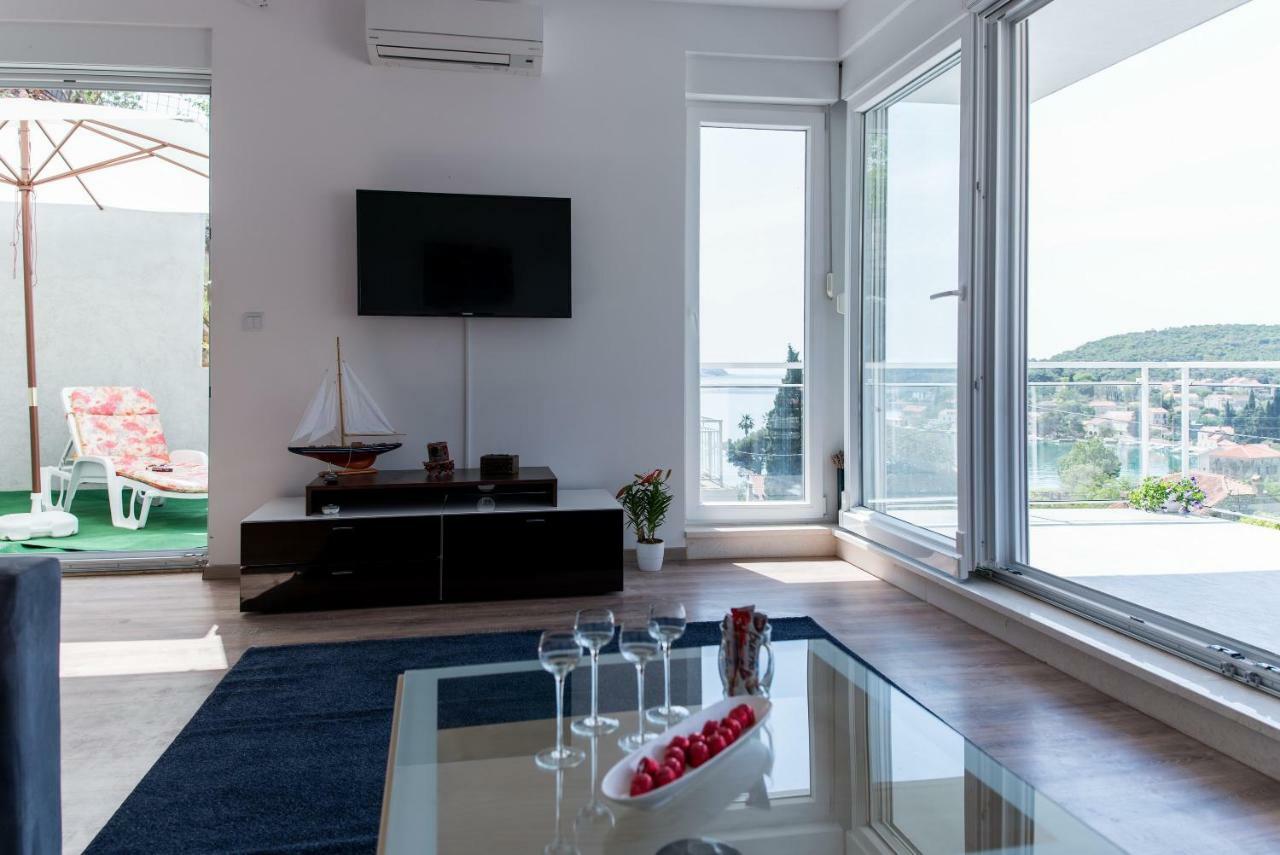 De Luxe Apartment Mediteran 2**** Затон Екстер'єр фото