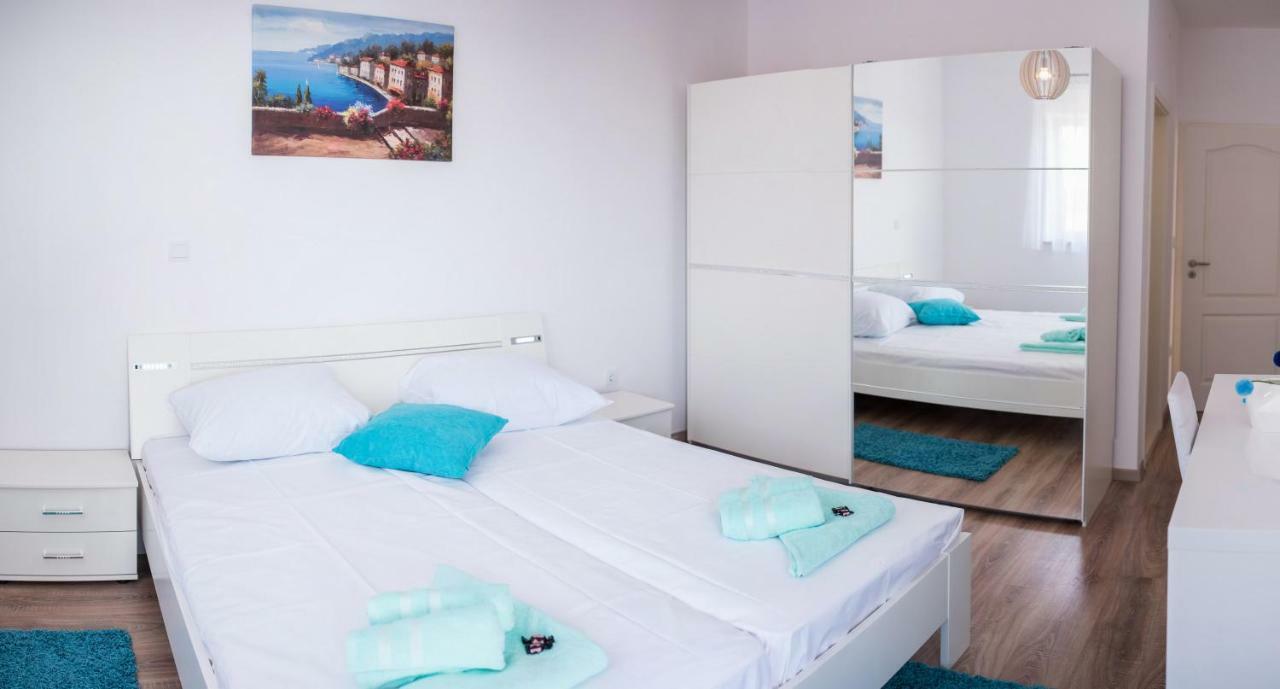 De Luxe Apartment Mediteran 2**** Затон Екстер'єр фото