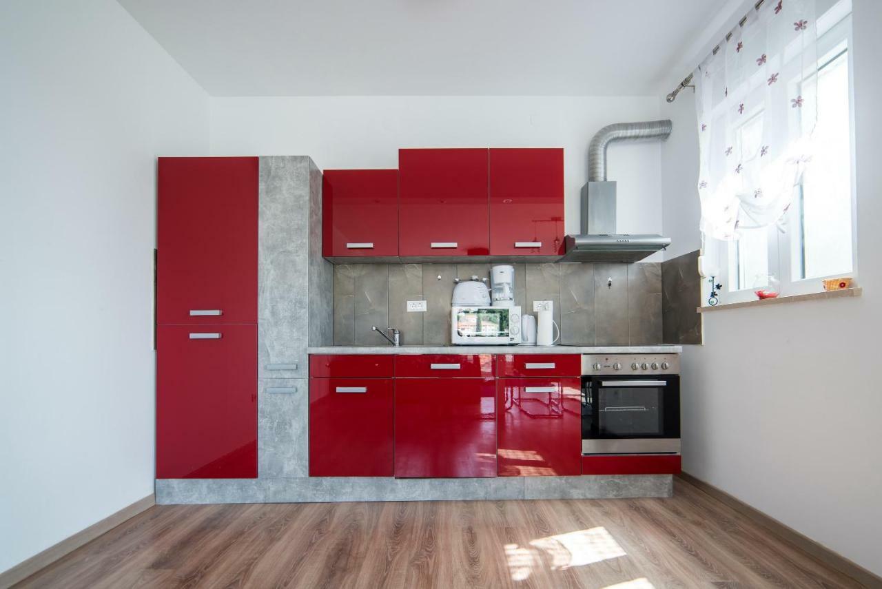 De Luxe Apartment Mediteran 2**** Затон Екстер'єр фото