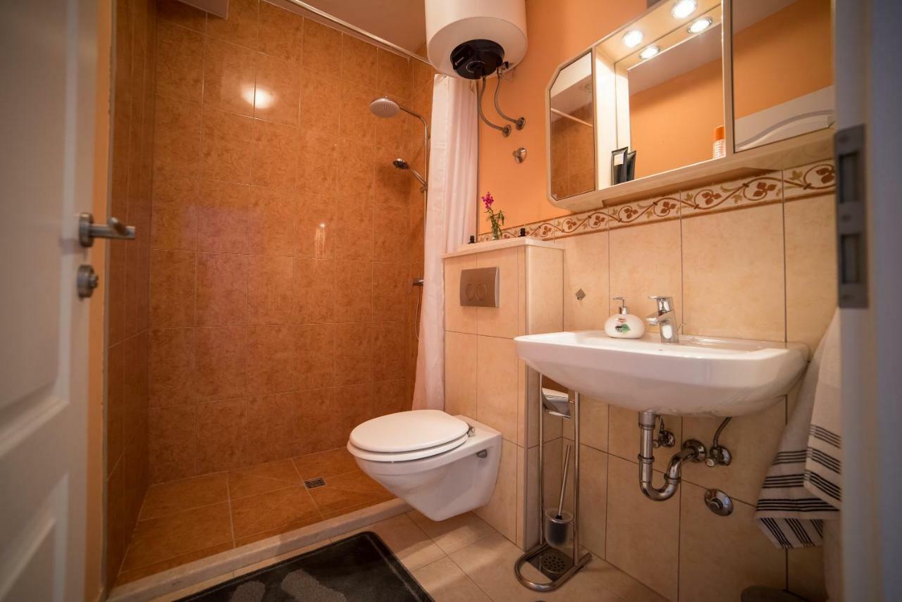 De Luxe Apartment Mediteran 2**** Затон Екстер'єр фото